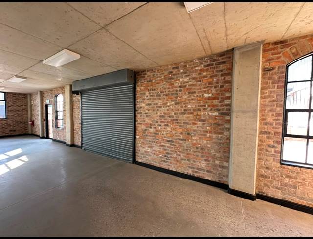 2,542.22M² WAREHOUSE TO LET IN RIVERSANDS